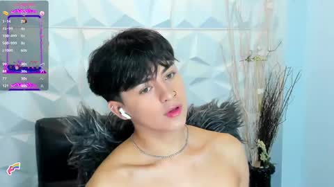 Snapshot of sam_daves_ chatting on 09.13.25 Sam online show from 09.13.25