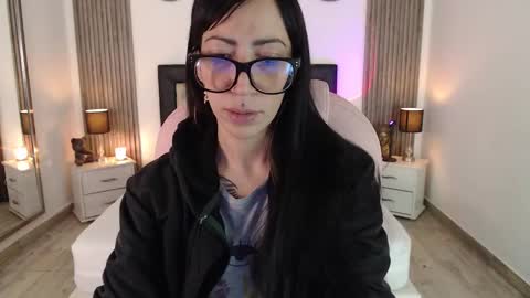 Snapshot of sam_mansson66 chatting on 01.27.25 SAM MANSON online show from 01.27.25