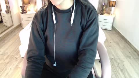 Snapshot of sam_mansson66 chatting on 02.18.25 SAM MANSON online show from 02.18.25