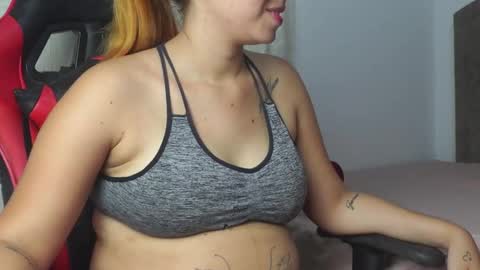 Snapshot of sam_robert17 chatting on 02.06.26 Samantha Roberts online show from 02.06.26