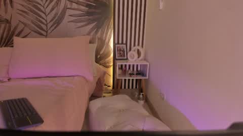 Snapshot of samaantha_white_ chatting on 07.10.26 Samaantha online show from 07.10.26