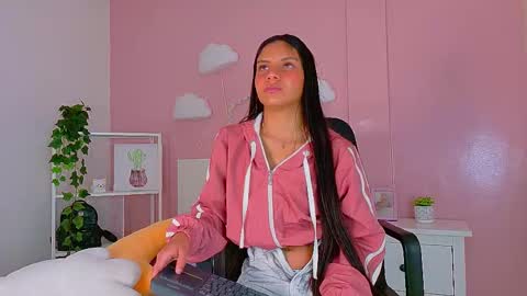 Snapshot of samagrey__ chatting on 09.20.25 online show from 09.20.25