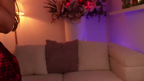 Snapshot of samai_3 chatting on 11.27.25 Samai online show from 11.27.25