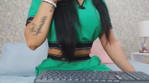 Snapshot of samanta_360 chatting on 02.19.25 Samanta online show from 02.19.25