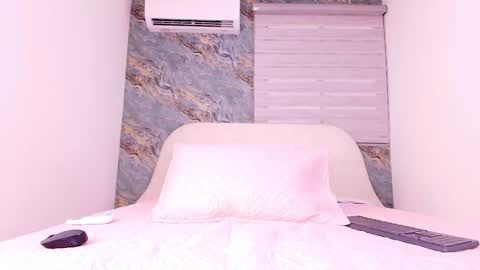 Snapshot of samanta_360 chatting on 12.03.25 Samanta online show from 12.03.25