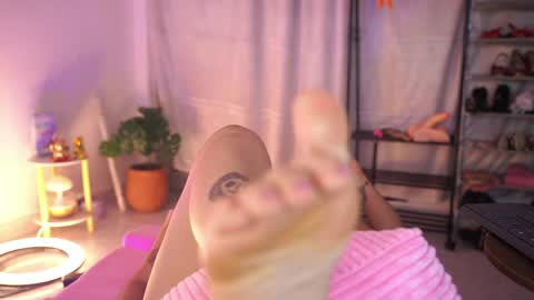 Snapshot of samanta_cutee1 chatting on 05.30.26 SAMANTA online show from 05.30.26