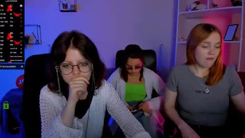 Snapshot of samanta_hotty chatting on 10.19.25 samanta_hotty online show from 10.19.25