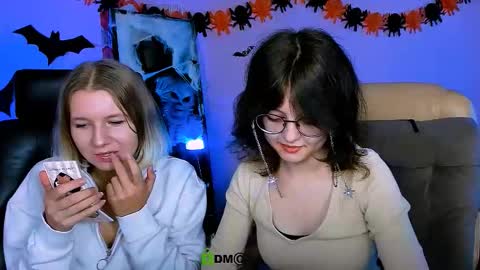 Snapshot of samanta_hotty chatting on 10.22.25 samanta_hotty online show from 10.22.25
