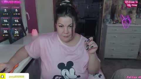 Snapshot of samanta_shy chatting on 01.13.26 Marry online show from 01.13.26