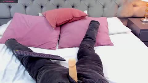 Snapshot of samantaa_g chatting on 03.03.25 Samantaa G online show from 03.03.25