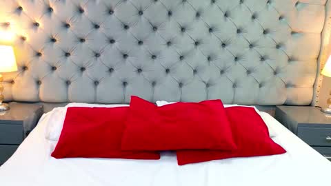 Snapshot of samantaa_g chatting on 10.22.25 Samantaa G online show from 10.22.25