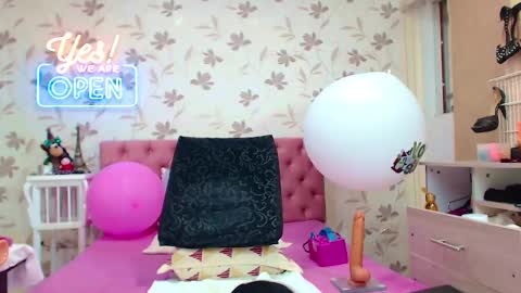 SamantaDark online show from 12.22.24