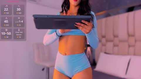 Snapshot of samantavazquez chatting on 11.13.25 samantavazquez online show from 11.13.25