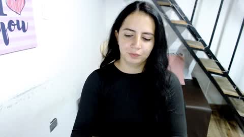 Snapshot of samantha2girl chatting on 01.03.25 samantha online show from 01.03.25