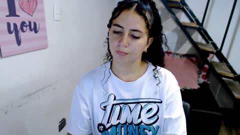 Snapshot of samantha2girl chatting on 01.07.25 samantha online show from 01.07.25