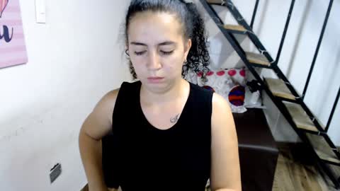 Snapshot of samantha2girl chatting on 02.07.25 samantha online show from 02.07.25