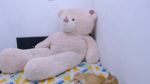 Snapshot of samantha2girl chatting on 02.21.25 samantha online show from 02.21.25