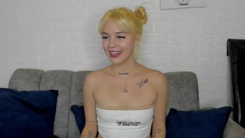 samantha_browwnn online show from 01.27.25