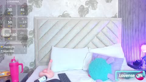 Snapshot of samantha_duque11 chatting on 02.07.25 Samantha online show from 02.07.25