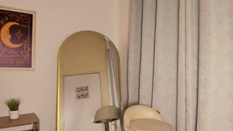 samantha_lux_ online show from 10.08.25