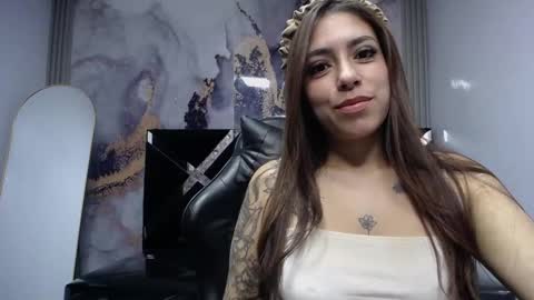 Snapshot of samantha_marin_v chatting on 11.29.25 Hi Stream 800am to 200pm online show from 11.29.25