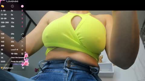 Snapshot of samantha_milfs chatting on 09.10.25 samantha_milfs online show from 09.10.25