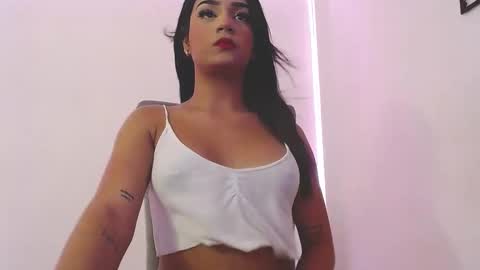 Snapshot of samantha_sweet30 chatting on 01.15.25 Salome Vargas online show from 01.15.25