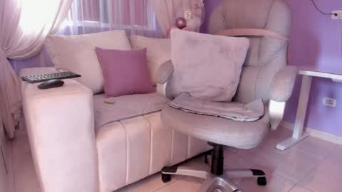 samantha_thompsoon online show from 06.05.26