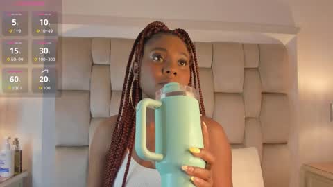 Snapshot of samanthabrown69 chatting on 11.25.25 Samantha online show from 11.25.25