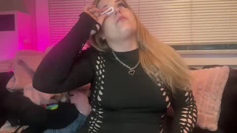 samanthafever online show from 12.01.25