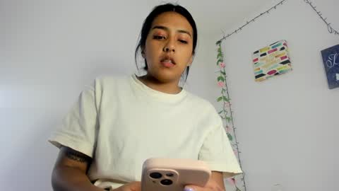 samanthajonson online show from 01.30.25