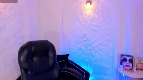 Samantha Klein online show from 09.17.25