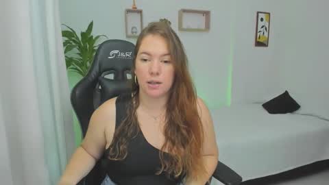 Snapshot of samanthaleon chatting on 02.22.25 Samantha samy online show from 02.22.25