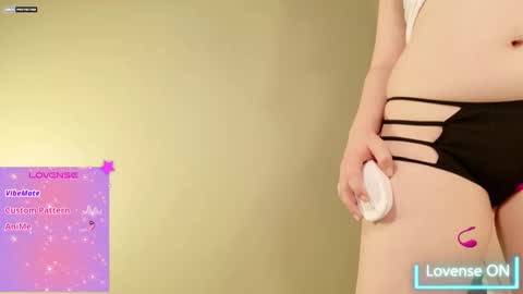 Snapshot of samanthaloves469902 chatting on 02.10.25 Samanthaxoxo online show from 02.10.25