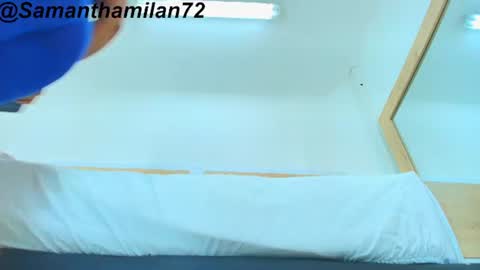 Alejandra  online show from 08.04.26