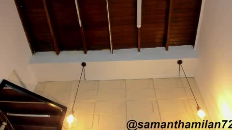 Snapshot of samanthamilan1 chatting on 05.17.26 Sam online show from 05.17.26