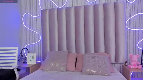 Alejandra  online show from 01.19.26