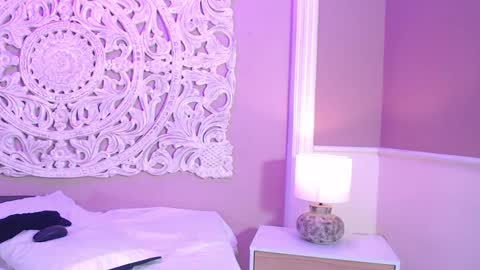 Samantha  online show from 01.11.25