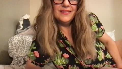 Snapshot of samanthavale chatting on 01.08.26 Samantha Vale online show from 01.08.26