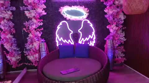 Snapshot of samara_glow chatting on 07.23.26 Samara online show from 07.23.26