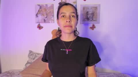 Samara is my name a pleasure delighted that you are here leave your thumb up it is important to me online show from 02.07.25