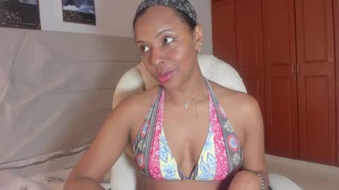 samaraa_smith1 online show from 05.22.26