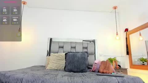 Samara Wells online show from 03.11.25