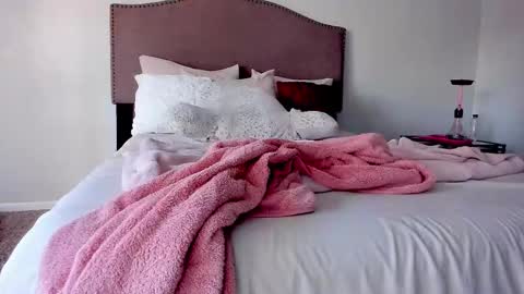 Yaya online show from 10.22.25