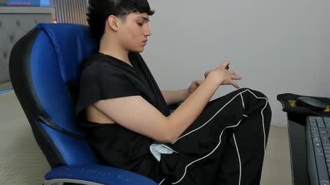Sam online show from 04.29.26