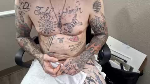 Snapshot of samboiamtho chatting on 02.20.25 samboiamtho online show from 02.20.25