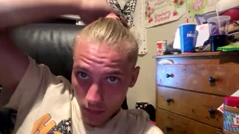 samdawg723718 online show from 07.26.26