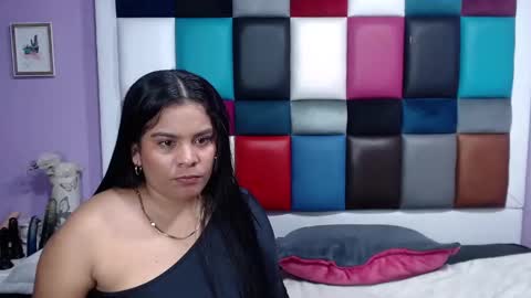 Snapshot of samevanshot chatting on 12.12.24 samevanshot online show from 12.12.24