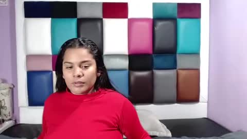 Snapshot of samevanshot chatting on 12.31.24 samevanshot online show from 12.31.24