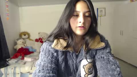 Snapshot of sami_ortiz chatting on 12.15.24 samamtha online show from 12.15.24